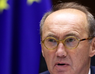 AFP/POOL/YVES HERMAN Othmar Karas