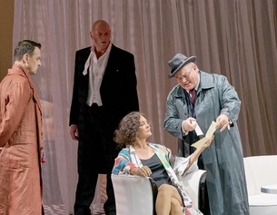 "Vec Makropulos", Szenenausschnitt