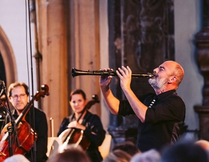 Klarinettist Kinan Azmeh mit den Vienna Classical Players beim Carinthischen Sommer 2026