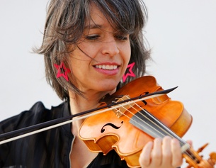 OSCAR VAZQUEZ Amandine Beyer