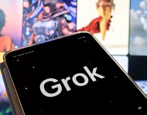 Die App "Grok" auf einem Smartphonedisplay