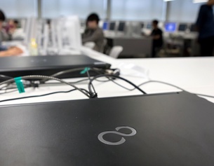 Laptops und Studierende