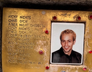 Foto des Grabes von Michael