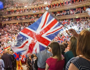 The Last Night of the Proms, Publikum mit Fahnen
