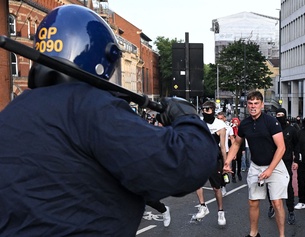 Unruhen und Polizei in Bristol, 2024