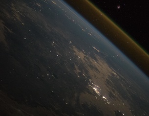 Blick auf die Erde aus dem All