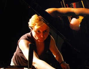 ALAN PRYKE Manon-Liu Winter