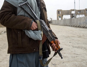 Bewaffneter Taliban-Soldat in Afghanistan