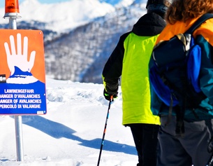 Lawinengefahrsschild